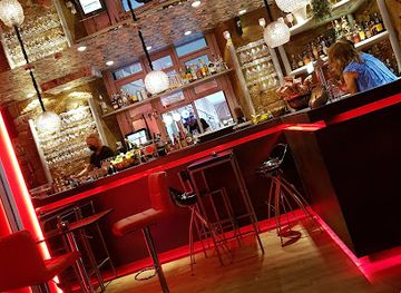 spain/san-sebastian/bar/white-tara