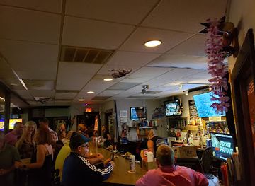 north-carolina/mountain-region/bar/in-the-wind-bar