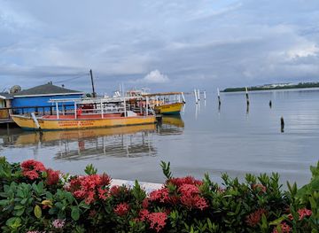 jamaica/martha-brae-river-valley/bar/glistening-waters-restaurant-and-marina