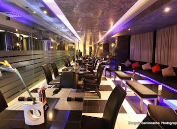 kenya/hell-s-gate-national-park/bar/brew-bistro-and-lounge