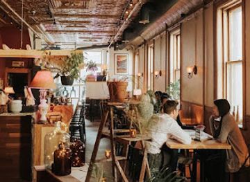 canada/winnipeg/exchange-district/bar/cordova-tapas-wine