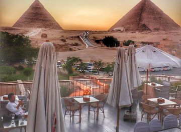 egypt/giza-plateau/bar/heaven-lounge-rooftop-view