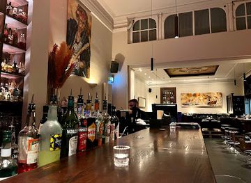 germany/hamburg/altstadt/bar/ciu-die-bar