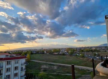 armenia/armenian-genocide-memorial-complex/bar/the-beach