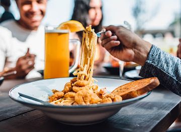 alabama/cahaba-river/bar/walk-on-s-sports-bistreaux-stadium-trace-restaurant