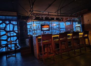india/east-india/bar/tonique-bar-restaurant