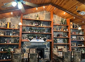 california/yosemite-village/bar/the-river-restaurant-lounge