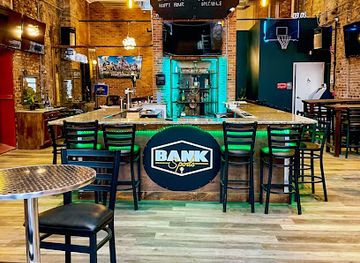 connecticut/bridgeport/bar/bank-sports-bar