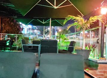 colombia/barranquilla/miramar/bar/frods-burgerhouse-cocktails