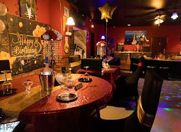 alabama/lake-eufaula/bar/peaches-sports-bar-and-lounge