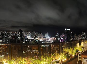 panama/western-panama/bar/luna-rooftop