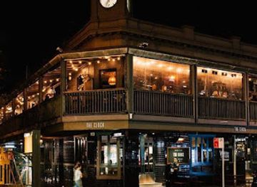 australia/central-west/bar/the-clock