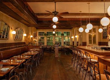 massachusetts/boston/charlestown/bar/waverly-kitchen-bar