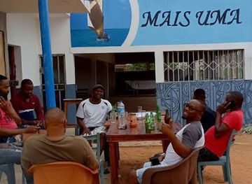 mozambique/inhambane-province/bar/mais-uma