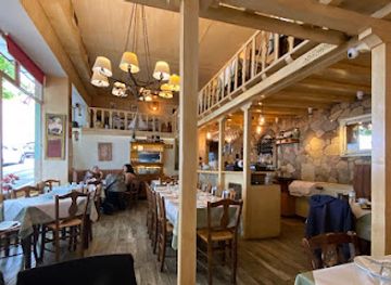 greece/mount-parnassus/bar/archi-monopatiou