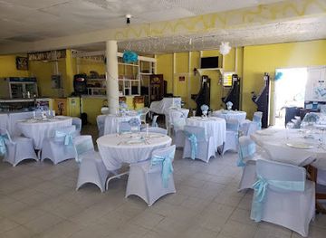 barbados/animal-flower-cave/bar/rockfield-variety-bar