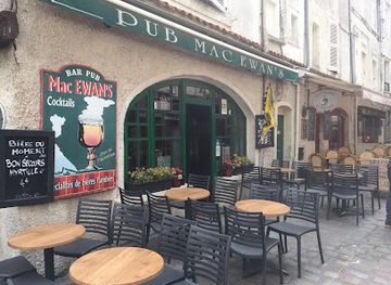 france/la-rochelle/grosse-horloge/bar/mac-ewan-s-pub