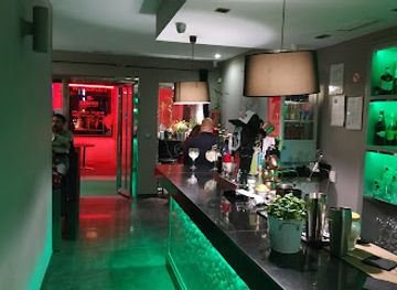 spain/malaga/bar/chloe-bar-malaga