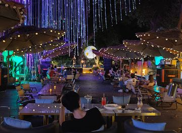 singapore/sentosa/bar/yue-bar