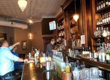 indiana/indianapolis/mass-ave/bar/liberty-street