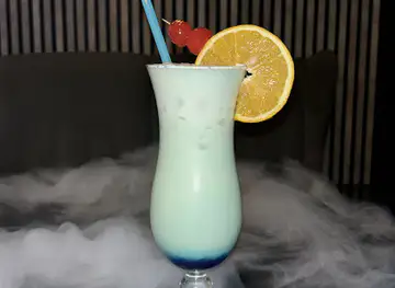 AREA 17 LOUNGE & BAR