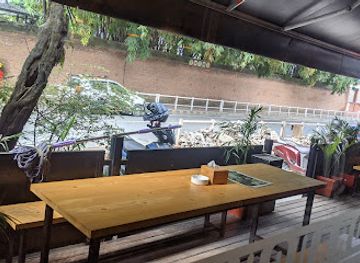 nepal/mid-hills/bar/nepal-micropub