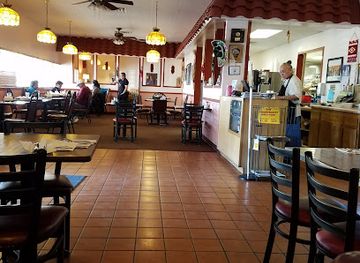 new-mexico/gallup/bar/virgie-s-restaurant-lounge