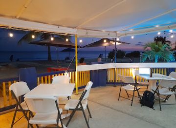 barbados/south-coast/bar/johnny-cools-bar