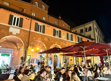 italy/pisa/bar/spritzmania