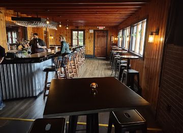 new-york/old-forge/bar/nest