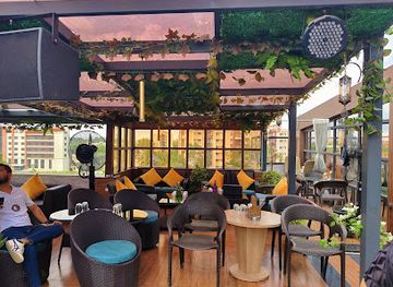 india/east-india/bar/skyscape-bar-lounge