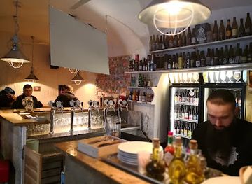 poland/warsaw/old-town/bar/same-krafty-multitap