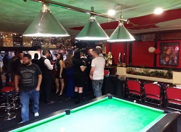 gibraltar/st-michael-s-cave/bar/three-owls