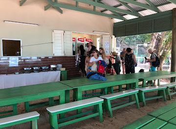 seychelles/la-digue-island/bar/jolly-roger-bar-and-restaurant