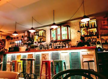 spain/cabo-de-gata/bar/maricastana