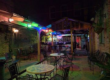 louisiana/shreveport/downtown-riverfront/bar/straycat