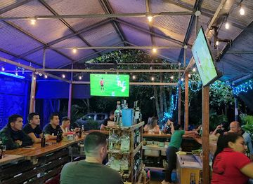 costa-rica/arenal-volcano-area/bar/bar