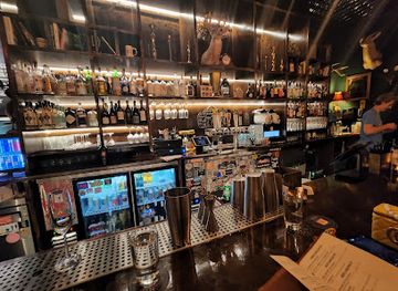 tennessee/memphis/midtown/bar/cameo