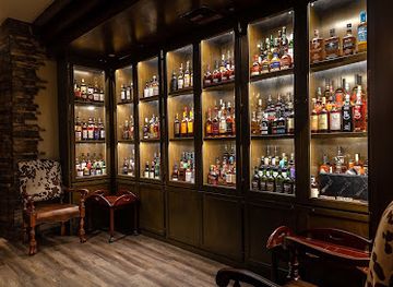 zimbabwe/bulawayo/bar/chikaka-blue-roof-bar