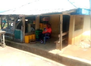 nigeria/erin-ijesha-waterfall/bar/ekololu-beer-parlor-and-super-market-store-s