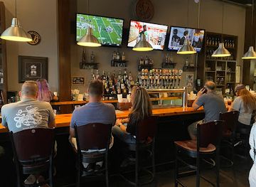 maryland/blackwater-national-wildlife-refuge/bar/evolution-craft-brewing-co-public-house