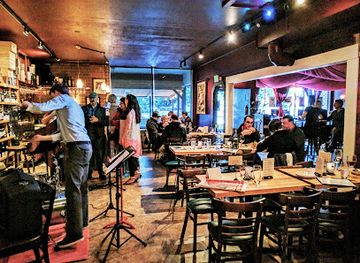 washington/olympic-peninsula/bar/north-city-bistro-and-wine-shop