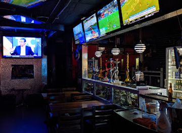 honduras/la-ceiba/bar/the-garage-cafe