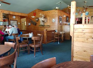 michigan/copper-harbor/bar/eagle-harbor-inn
