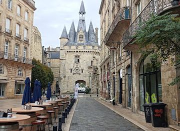 france/bordeaux/bordeaux-city-center/bar/le-sur-mesure-bordeaux