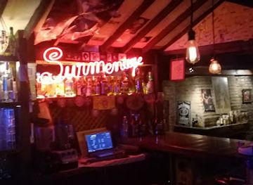 argentina/tigre/bar/beware-of-dog