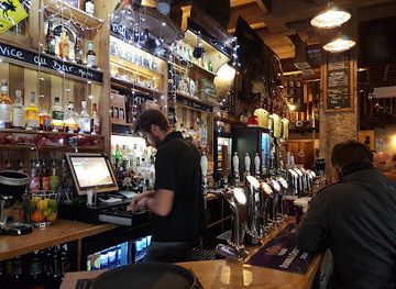 france/lyon/bar/the-elephant-castle