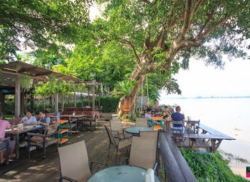 laos/bolaven-plateau/bar/champasak-with-love