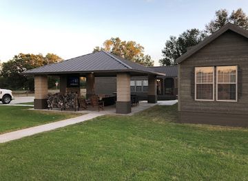 oklahoma/little-sahara-state-park/bar/waynoka-lil-lodges