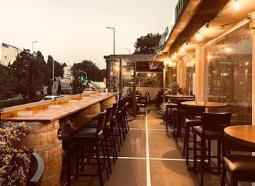 israel/haifa/german-colony/bar/frankie